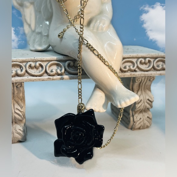 A Single Black Rose Pendant Necklace - Picture 6 of 7